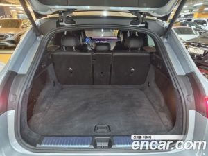 Mercedes-Benz EQE EQE500 4MATIC 2023 года из Южной Кореи