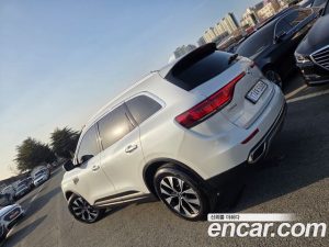 Renault-KoreaSamsung QM6 2.0 GDe LE Signature 2WD 2023 года из Южной Кореи