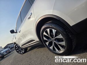 Renault-KoreaSamsung QM6 2.0 GDe LE Signature 2WD 2023 года из Южной Кореи