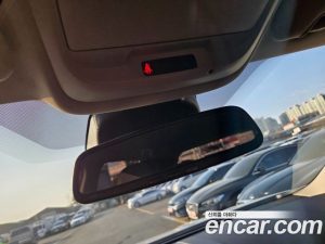 Renault-KoreaSamsung QM6 2.0 GDe LE Signature 2WD 2023 года из Южной Кореи