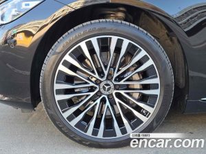 Mercedes-Benz S-Class S450L 4MATIC 2023 года из Южной Кореи