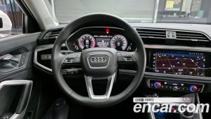 Audi Q3 40 TFSI 4WD 2025 года из Южной Кореи