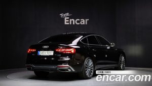 Audi A5 40 TFSI 4WD Premium Sportback 2023 года из Южной Кореи