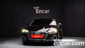 Audi A5 40 TFSI 4WD Premium Sportback 2023 года из Южной Кореи