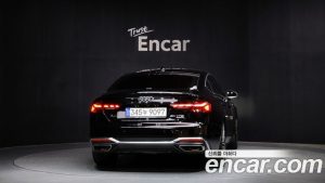 Audi A5 40 TFSI 4WD Premium Sportback 2023 года из Южной Кореи