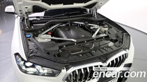 BMW X6 xDrive40i M Sport 2025 года из Южной Кореи
