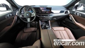 BMW X6 xDrive40i M Sport 2025 года из Южной Кореи