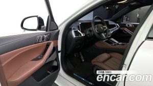 BMW X6 xDrive40i M Sport 2025 года из Южной Кореи