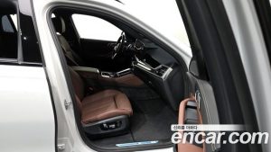 BMW X6 xDrive40i M Sport 2025 года из Южной Кореи