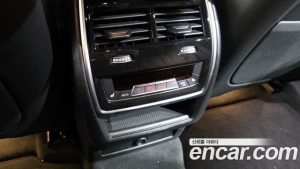 BMW X6 xDrive40i M Sport 2025 года из Южной Кореи