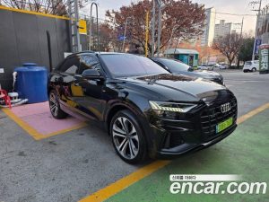 Audi Q8 55 TFSI 4WD Premium 2023 года из Южной Кореи
