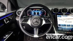 Mercedes-Benz C-Class C200 Avantgarde 2024 года из Южной Кореи