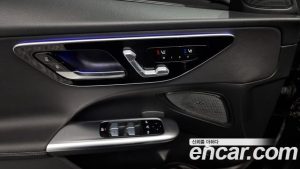 Mercedes-Benz C-Class C200 Avantgarde 2024 года из Южной Кореи