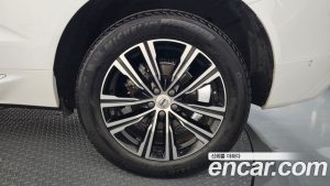 Volvo XC60 B5 Inscription 2022 года из Южной Кореи