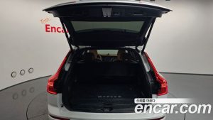Volvo XC60 B5 Inscription 2022 года из Южной Кореи
