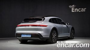 Porsche Taycan 4S CROSS TURISMO 2022 года из Южной Кореи