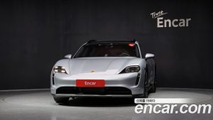 Porsche Taycan 4S CROSS TURISMO 2022 года из Южной Кореи
