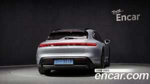 Porsche Taycan 4S CROSS TURISMO 2022 года из Южной Кореи