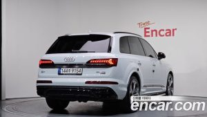 Audi Q7 55 TFSI 4WD Premium 2023 года из Южной Кореи