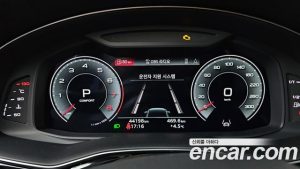 Audi Q7 55 TFSI 4WD Premium 2023 года из Южной Кореи