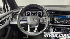 Audi Q7 55 TFSI 4WD Premium 2023 года из Южной Кореи