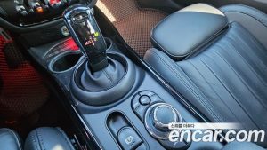 Mini Clubman JCW 2023 года из Южной Кореи