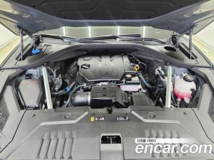 Genesis GV70 2.5T Бензин 2WD 2025 года из Южной Кореи