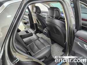 Genesis GV70 2.5T Бензин 2WD 2025 года из Южной Кореи