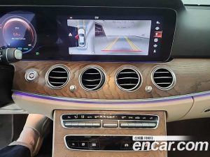 Mercedes-Benz E-Class E220d 4MATIC Exclusive 2023 года из Южной Кореи