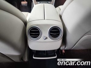 Mercedes-Benz E-Class E220d 4MATIC Exclusive 2023 года из Южной Кореи