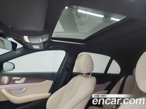 Mercedes-Benz E-Class E220d 4MATIC Exclusive 2023 года из Южной Кореи