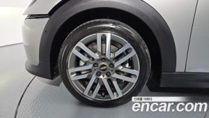 Mini Cooper CLASSIC 2025 года из Южной Кореи