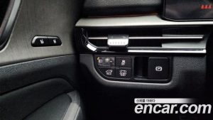 Kia Sportage HEV 1.6 2WD 2025 года из Южной Кореи