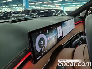 Genesis GV70 2.5T Бензин 2WD 2025 года из Южной Кореи