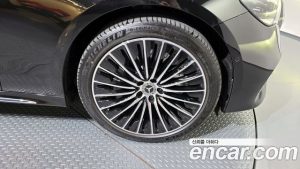 Mercedes-Benz E-Class E450 4MATIC Exclusive 2025 года из Южной Кореи