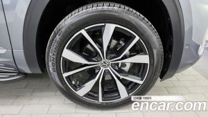 Volkswagen Atlas 2.0 TSI R-LINE 6 2025 года из Южной Кореи