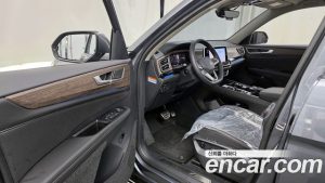 Volkswagen Atlas 2.0 TSI R-LINE 6 2025 года из Южной Кореи