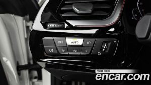 BMW Z4 sDrive20i M Sport 2025 года из Южной Кореи