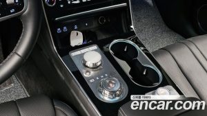 Genesis GV80 2.5T Бензин AWD 2025 года из Южной Кореи