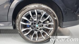 BMW X6 xDrive40i M Sport 2025 года из Южной Кореи