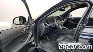 BMW X6 xDrive40i M Sport 2025 года из Южной Кореи