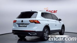 Volkswagen Tiguan 2.0 TSI Prestige 2022 года из Южной Кореи
