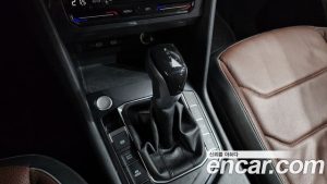 Volkswagen Tiguan 2.0 TSI Prestige 2022 года из Южной Кореи
