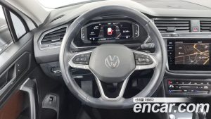 Volkswagen Tiguan 2.0 TSI Prestige 2022 года из Южной Кореи