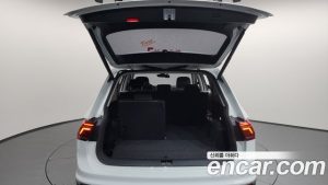 Volkswagen Tiguan 2.0 TSI Prestige 2022 года из Южной Кореи