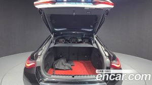 BMW i4 eDrive40 M Sport PRO 2023 года из Южной Кореи