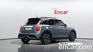 Mini Cooper 5Door MULTITONE Edition 2023 года из Южной Кореи