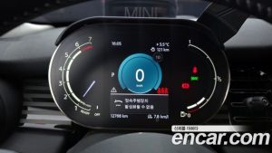 Mini Cooper 5Door MULTITONE Edition 2023 года из Южной Кореи