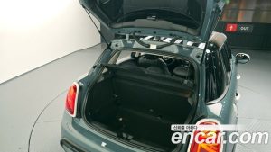 Mini Cooper 5Door MULTITONE Edition 2023 года из Южной Кореи