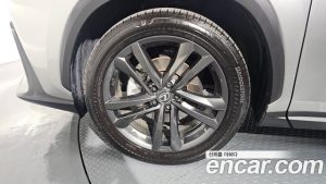 Lexus NX Premium 2025 года из Южной Кореи